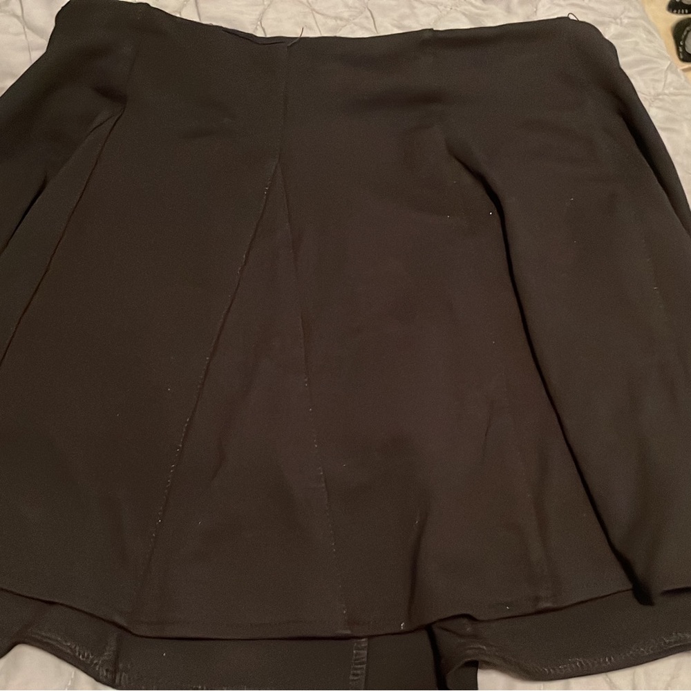 2 mini skirt